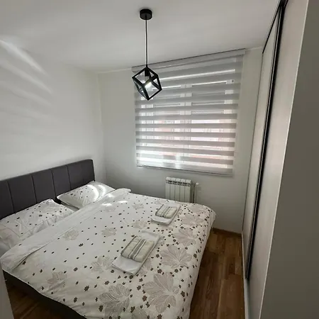 Apartamento Andi Istocno Sarajevo